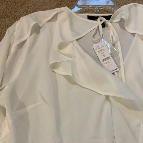 Elegant White House Black Market White Ruffle, tie @ neck Women's Blouse - Picture 7 of 7